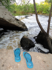 Nails Dam 25